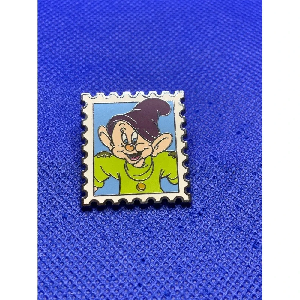 2016 Snow White Dopey Dwarf Disney trading pin Postage Stamp Set AUTHENTIC
